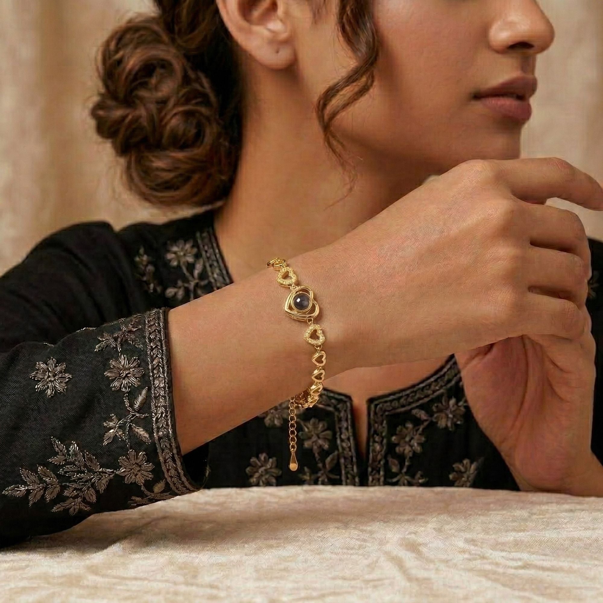 The Hidden Portrait projection twisted stone Bracelet -University Trendz