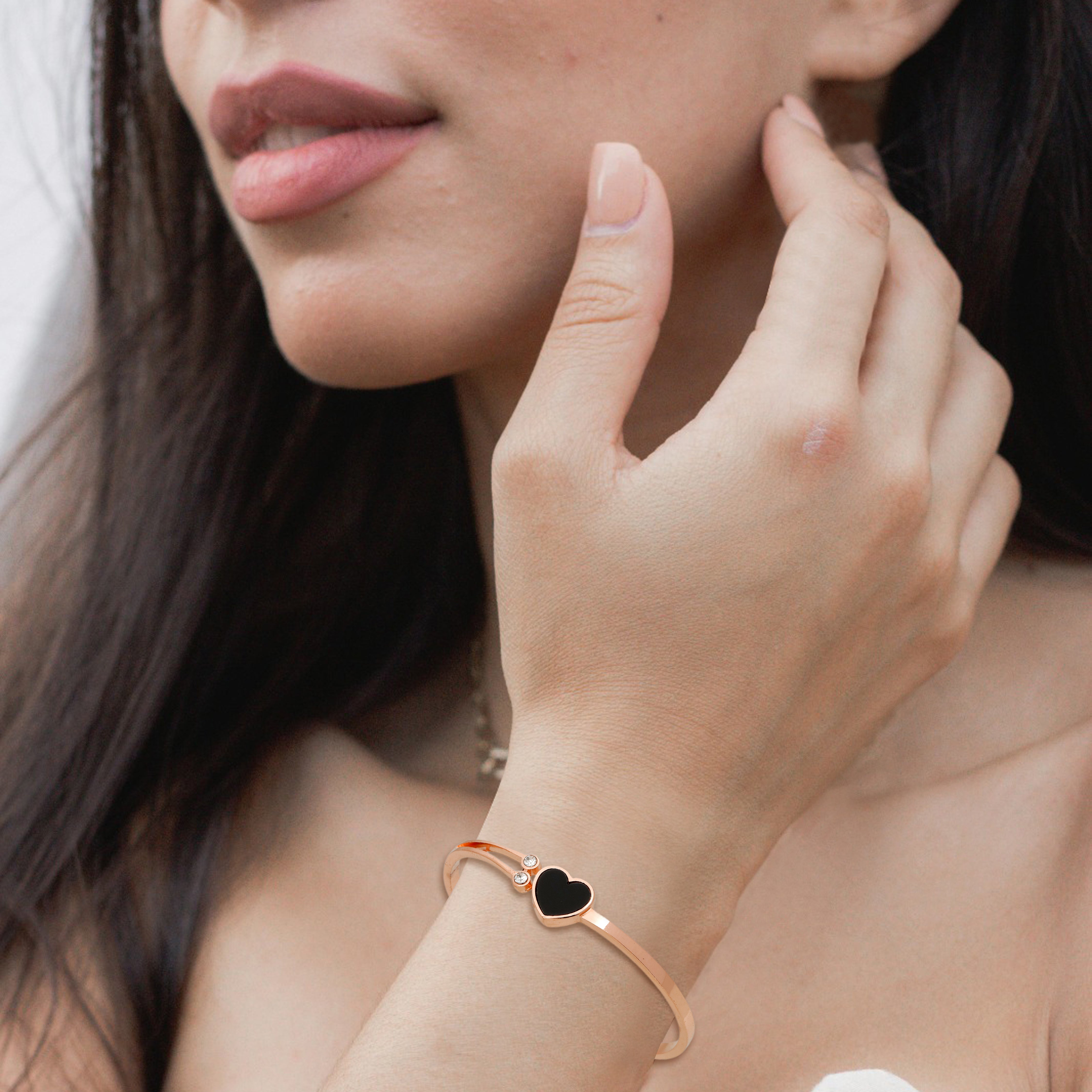 Rose Gold Adjustable Love Black Heart Bracelet for Women