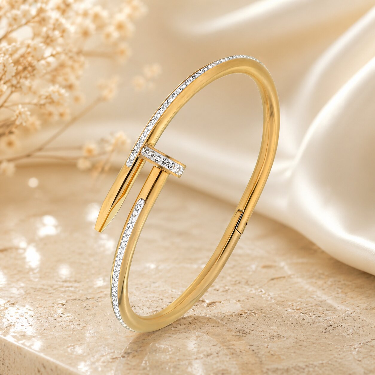 Gold-Plated Nail Cuff Zirconia Clasp Bracelet for Women