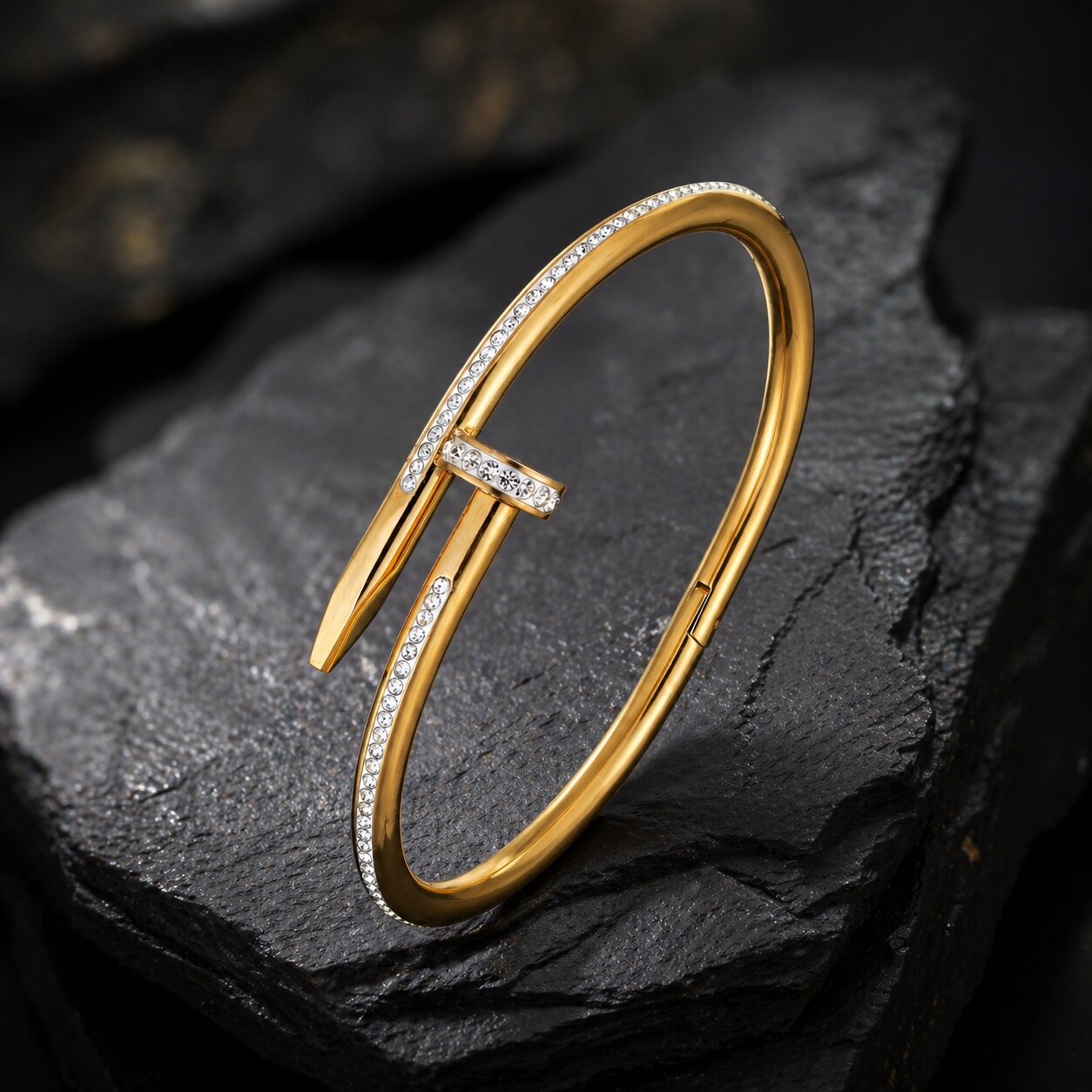 Gold-Plated Nail Cuff Zirconia Clasp Bracelet for Women
