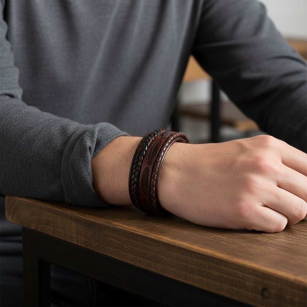 Brown Magnetic Clasp Leather Bracelet For Men