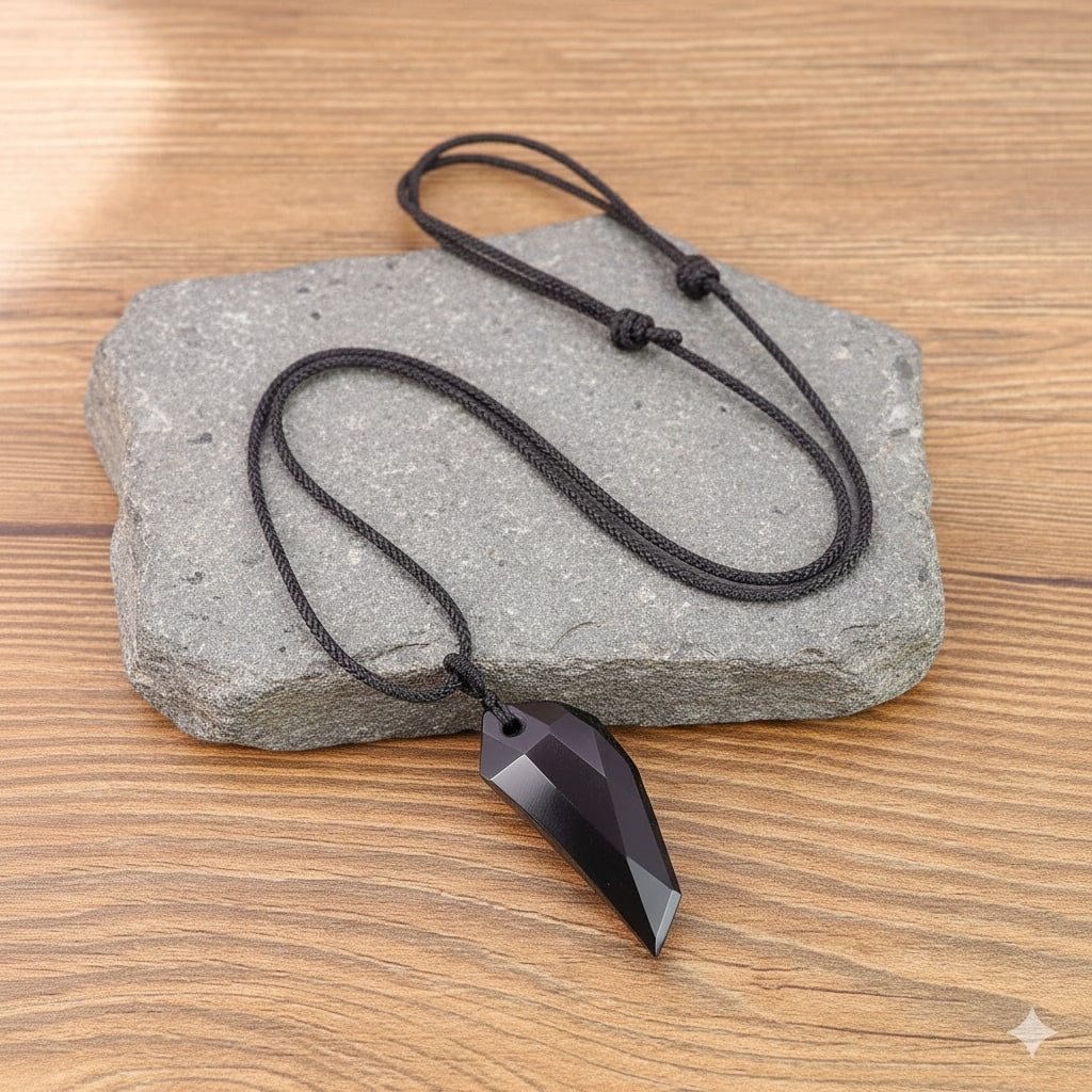 Black Stone Thread Drawstring Pendant Necklace for Men