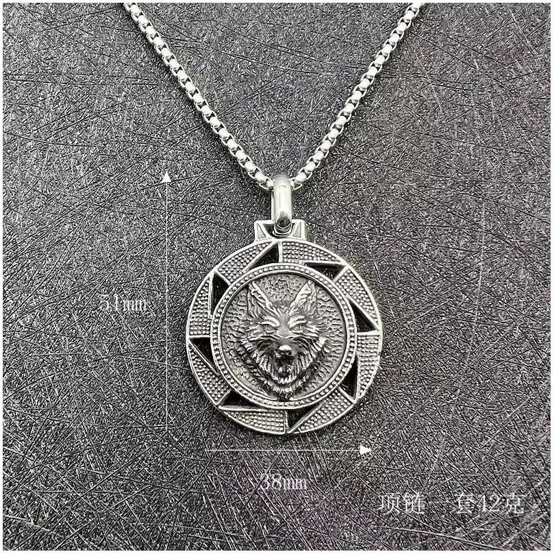 Stainless Steel Wolf Head Pendant Chain Necklace for Men