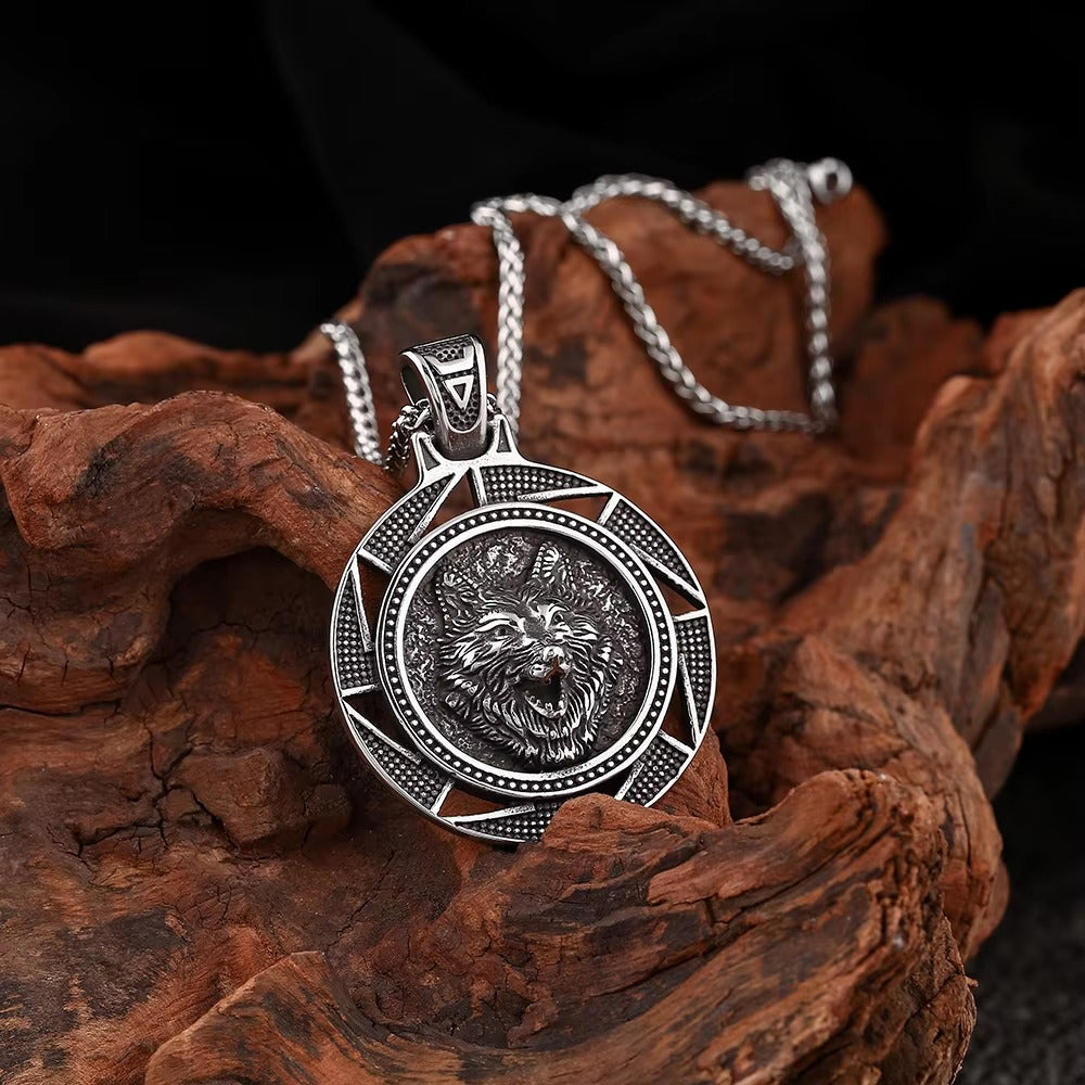 Stainless Steel Wolf Head Pendant Chain Necklace for Men